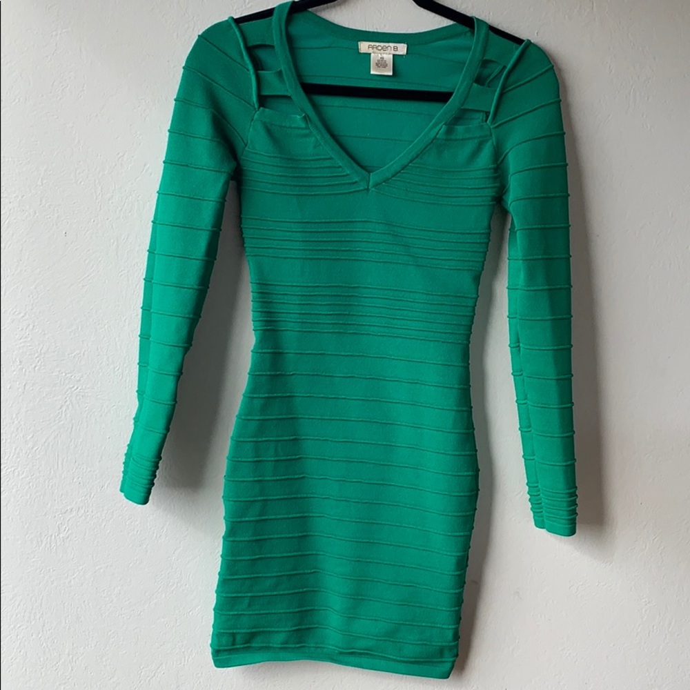 Arden B bodycon fit enhances your hourglass shape